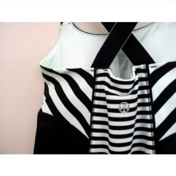 Lululemon Work It Out Yoga Tank Sz 4 Mint Black Stripe Athletic Top - Picture 6 of 7